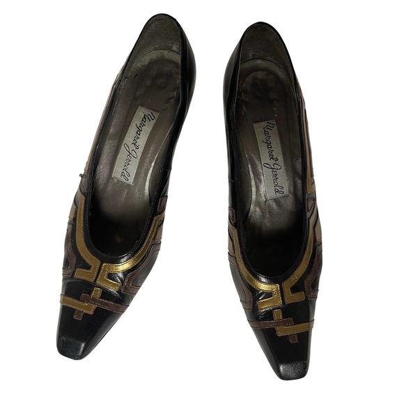 Black and Gold High-Heeled‎ Pumps with Metallic Accent - Picture 2 of 7